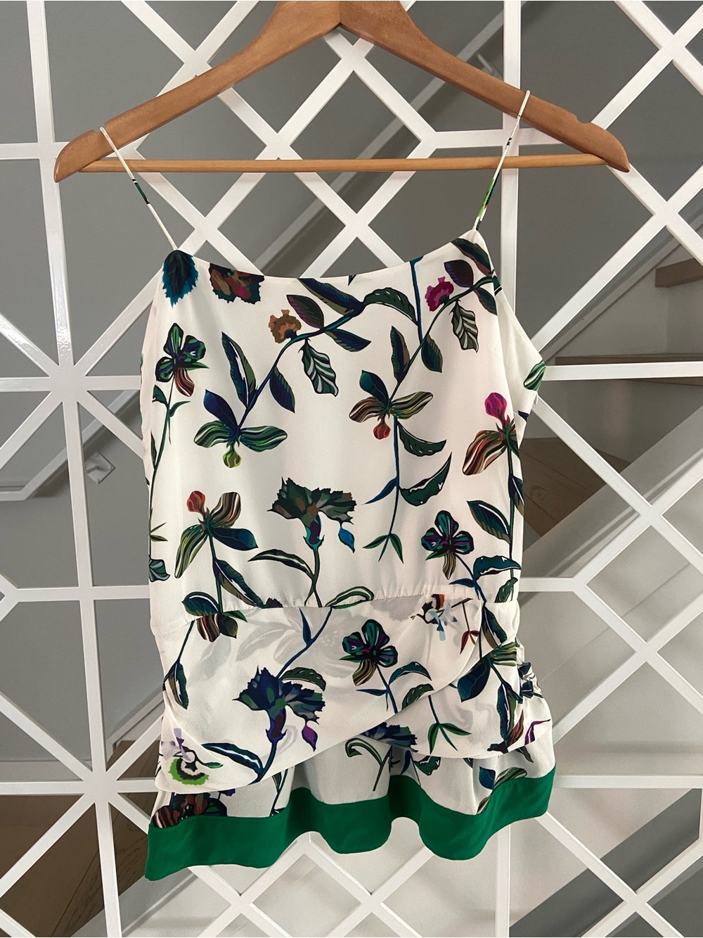 DEREK LAM 10 CROSBY Silk Floral Tiered Blouse Ivory Multi 6 Spaghetti Strap EUC